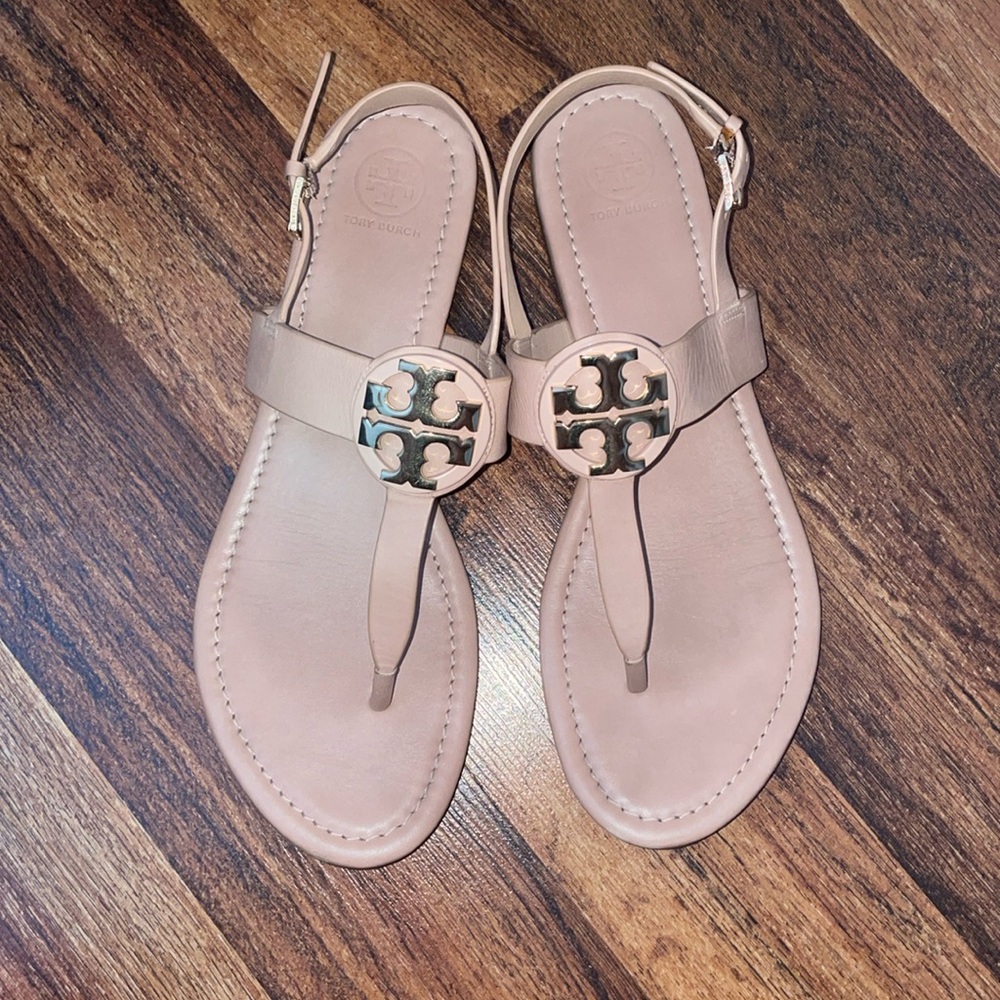Tory Burch flat thong sandal size US 10